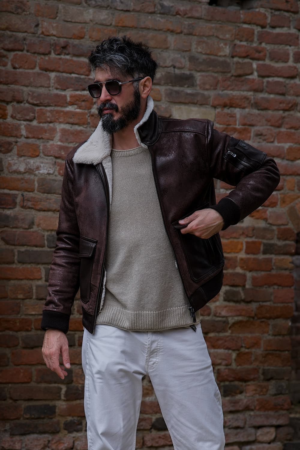 Gold Shearling Style Nail Black